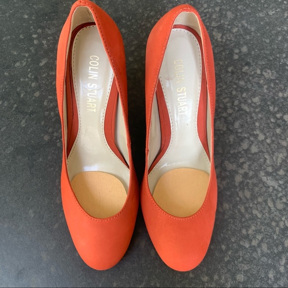 COLIN STEWART red suede closed toe pump heel - Picture 3 of 9